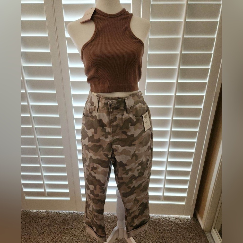 Levi Signature Gold Jeans